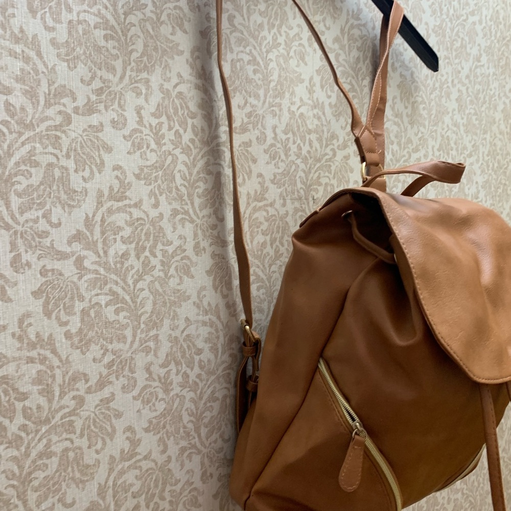 Elegant Tan Backpack - Picture 6 of 6